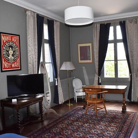 Manoir Des Tuileries Du Buisson Bed & Breakfast Verneuil d'Avre et d'Iton Bilik gambar